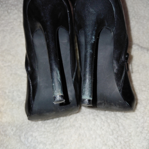 Steve Madden Women’s Black Over-the-Knee Stiletto Boots - Picture 5 of 9